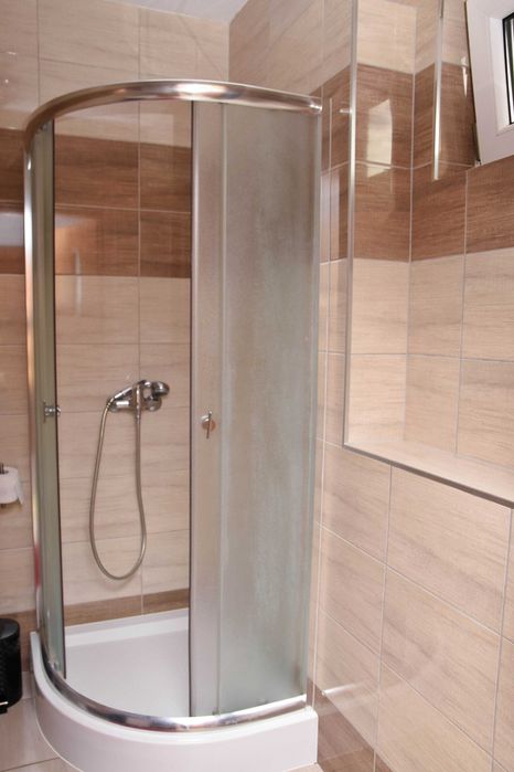 Kwatery wysoki standard ,wifi Duży parking BUSY , kuchnie/sauna/Bania