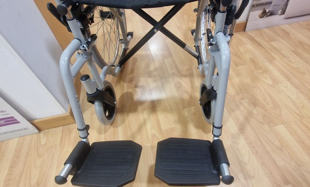 Cadeira de Rodas Universal BIORT