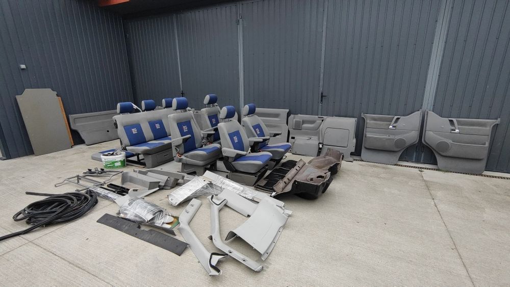 Vw t4 Multivan Atlantis wnętrze tapicerki fotele komplet