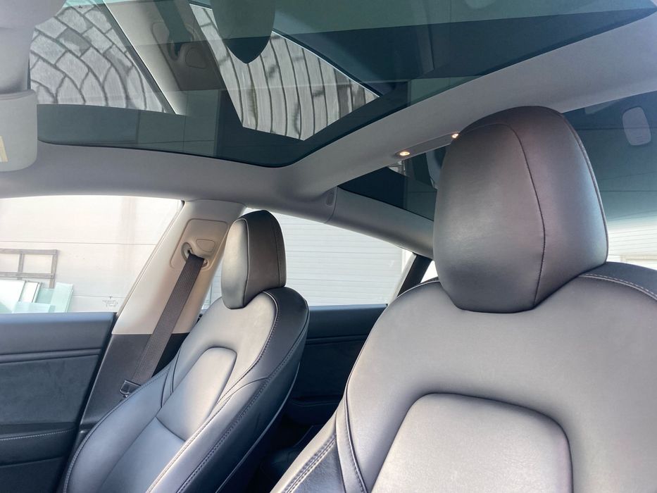 Tesla Model 3 SR+ 325cv