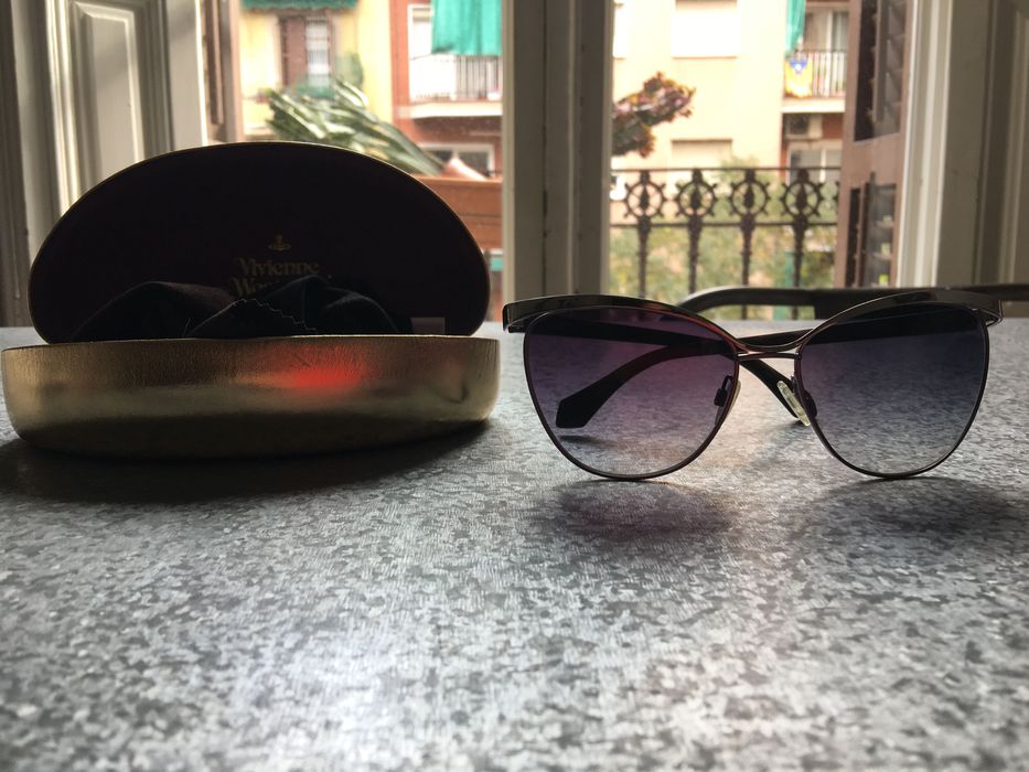 Óculos de Sol Vivienne Westwood – Cat-Eye |com Estojo Original
