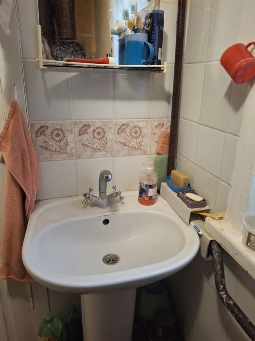 Продаж частини будинку з окремим входом.