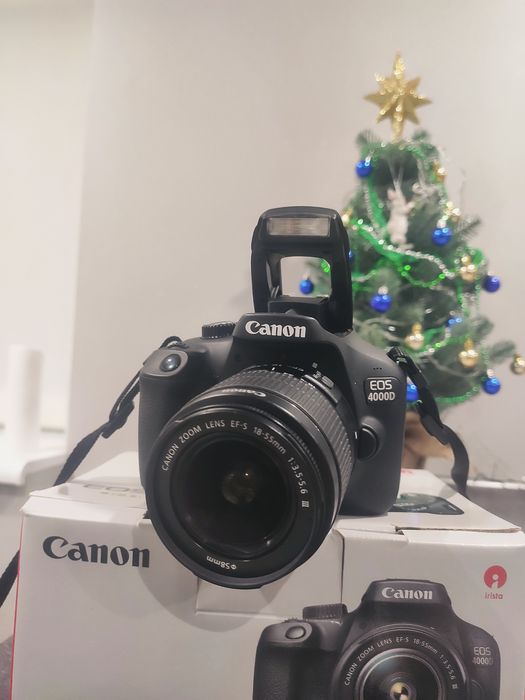 Дзеркальний фотоапарат Canon EOS 4000D