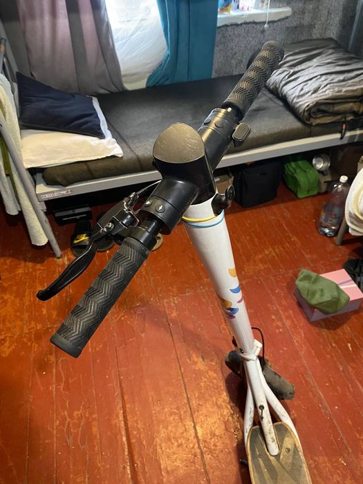 Електросамокат, в хорошому стані