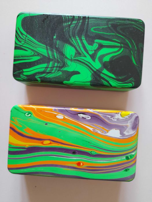 Vendo 2 Stomp boxes / caixas para pedais (em aluminio / pintura swirl)