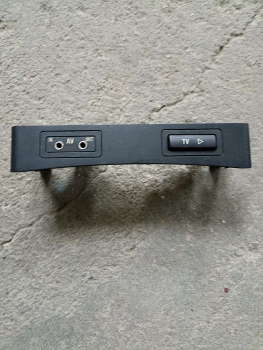 Przełącznik tv AV BMW e38