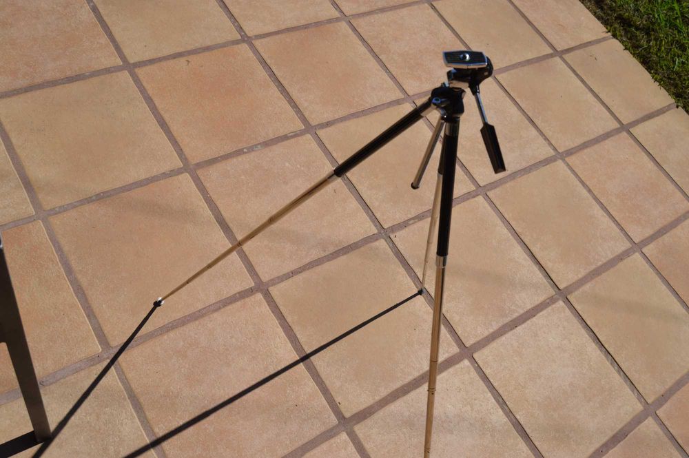 Tripé Vintage com cerca de 50 anos64752113625986122