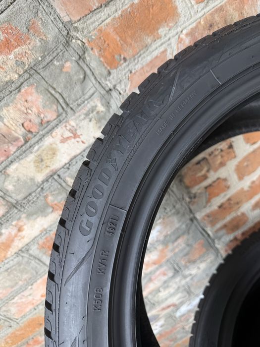 Резина Зима Goodyear 275/40R20-245/45R20