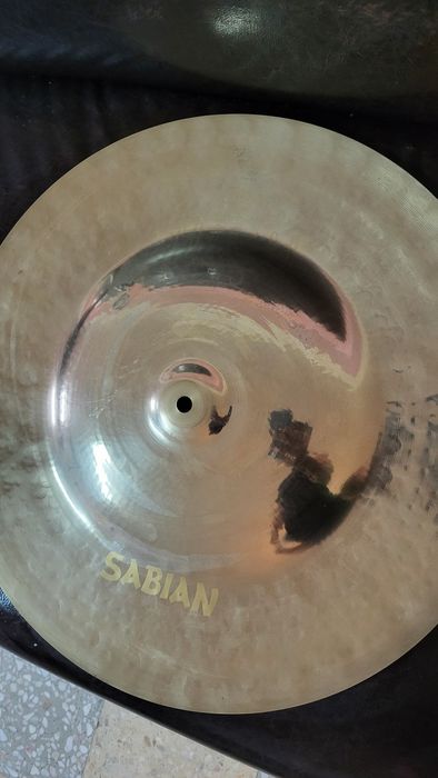 Prato Paragon 19" em perfeito estado