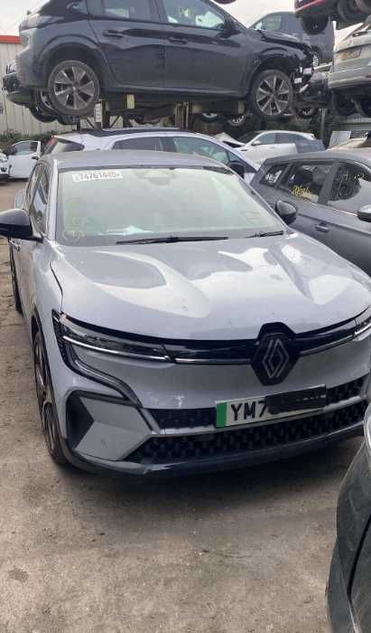 Renault Megane E -Tech, 4 E-Tech Бампер