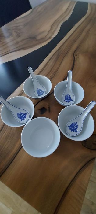 Miseczki ceramiczne plus łyżeczki