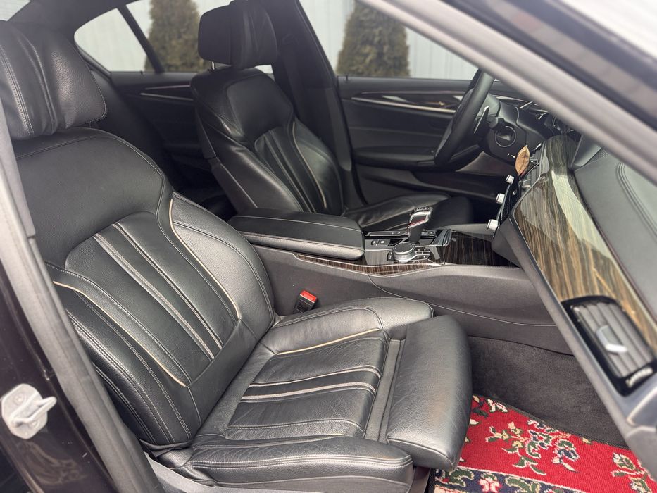 Продам BMW G30 540i