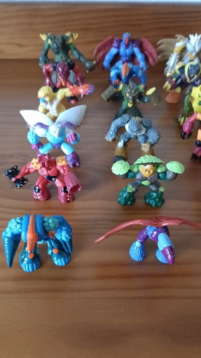 Bonecos "Gormiti e Giochi"