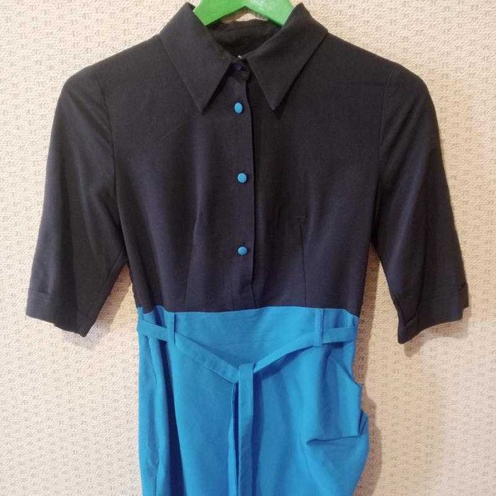 Стильна сукня для базового гардероба розмір 36