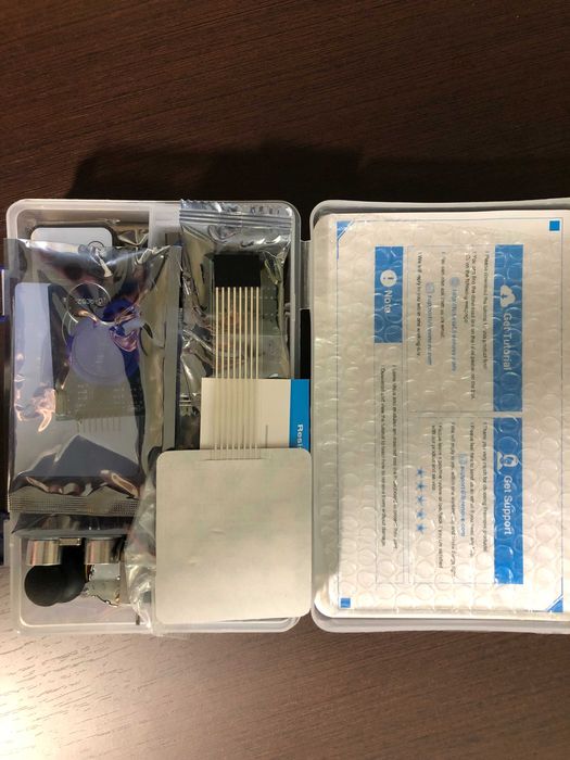 Freenove Ultimate Starter Kit (compatível com Arduino IDE)64740591299073121