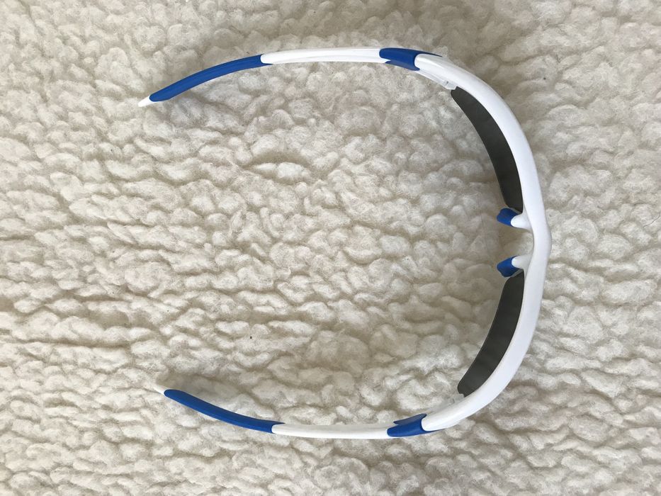 Sportowe okulary przeciwsłoneczne, na rower, sporty wodne, plażowe