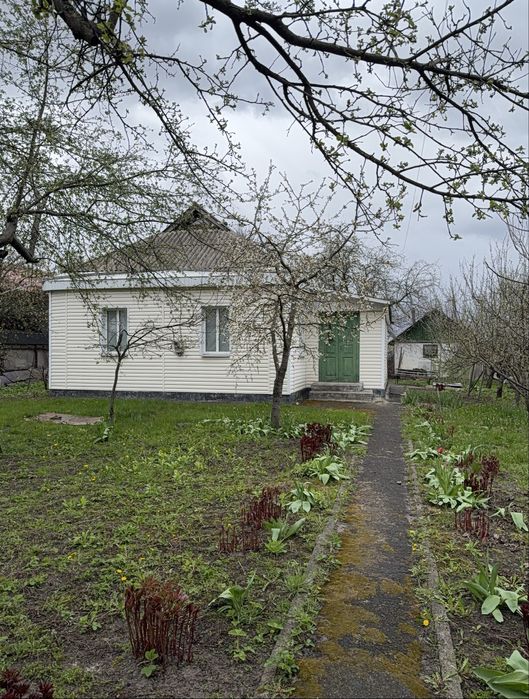 Продаж капітального будинку з гарним місцерозташуванням в м. Корсунь! Працюєм по Є-відновленню!