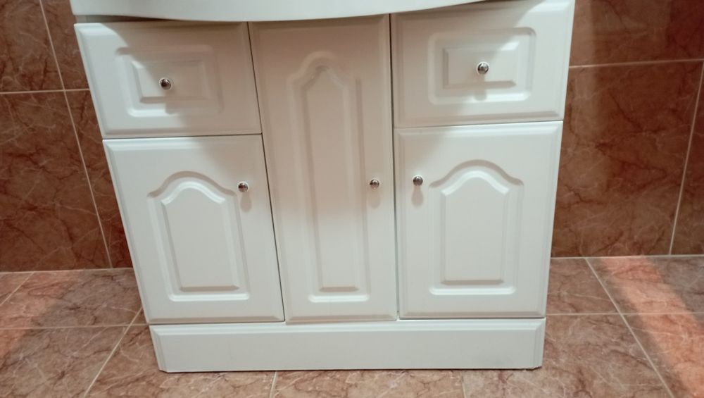 Móvel e lavatório WC