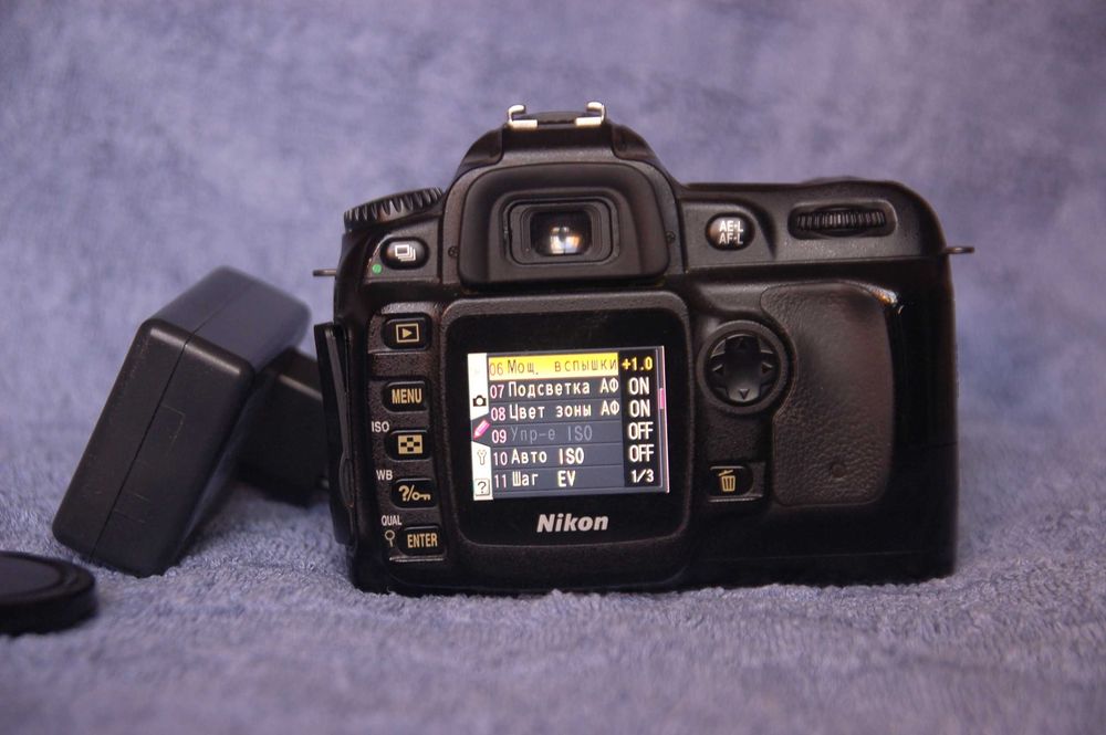 Продам дзеркальний фотоаппарат nikon d50 nikkor af 28-70mm 3.5-4.5d