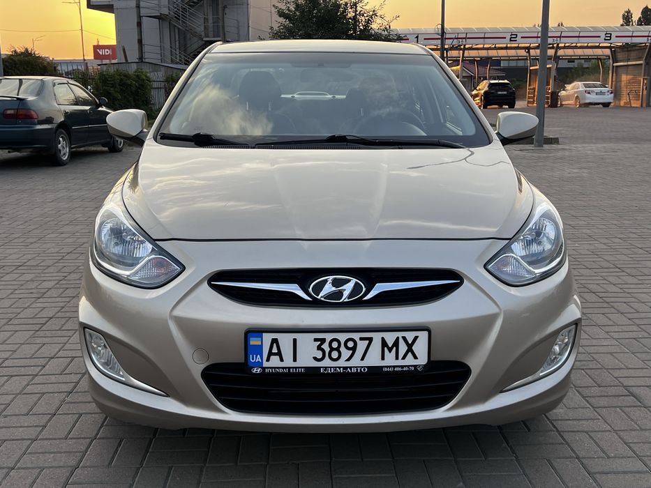 Hyundai Accent 1.6 2012