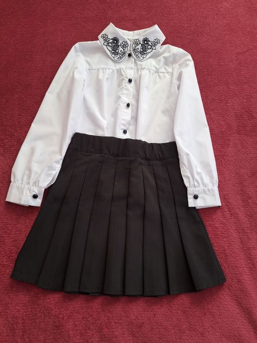 Дитяча блузочка та спідничка