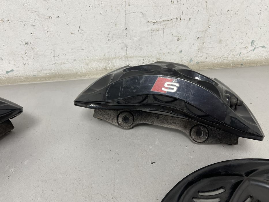 Комплект гальмівних передніх супортів з дисками AUDI SQ5 80A615107F