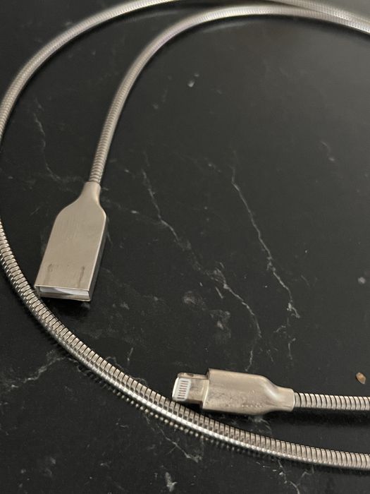 Oddam za darmo kabel do iphone