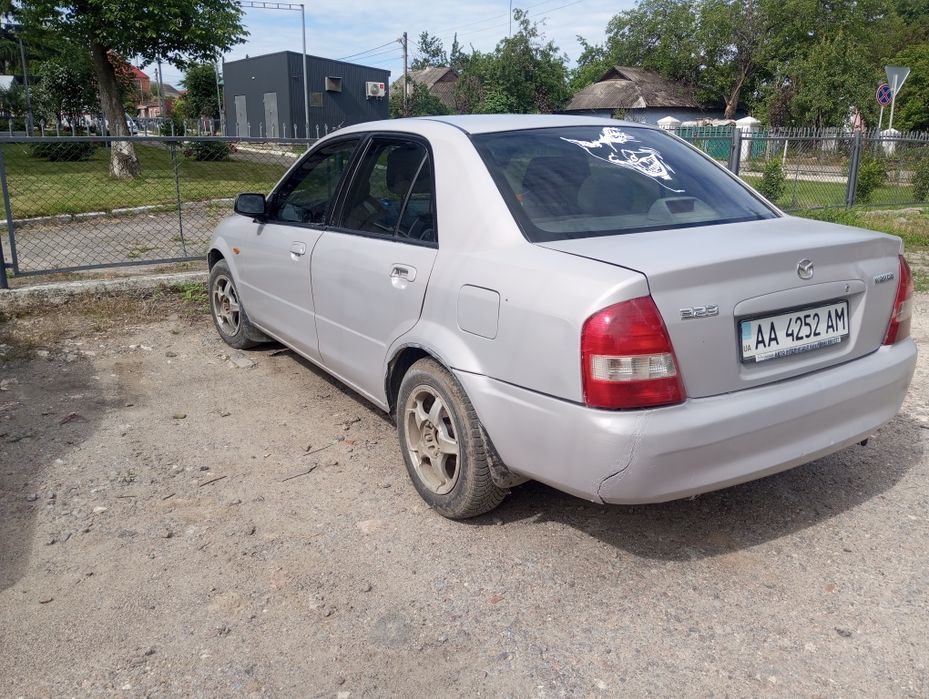 Mazda 323 bj газ/бензин