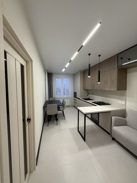 НОВА 2 кім. Квартира з ремонтом та меблями