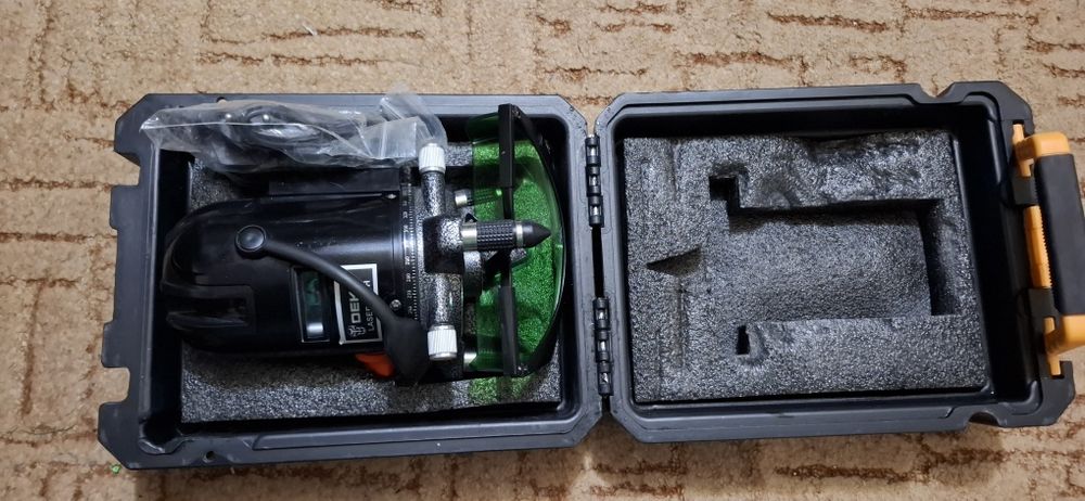 Продам лазерний уровень