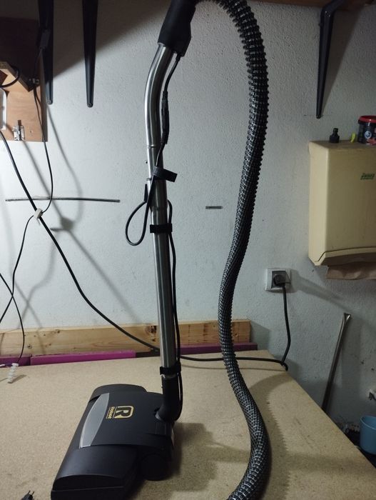 Vassoura motorizada Rainbow