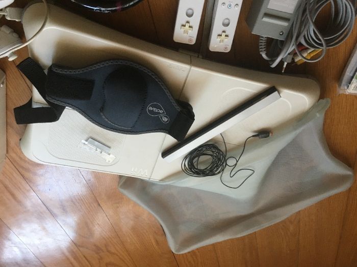 Wii com jogos e balança