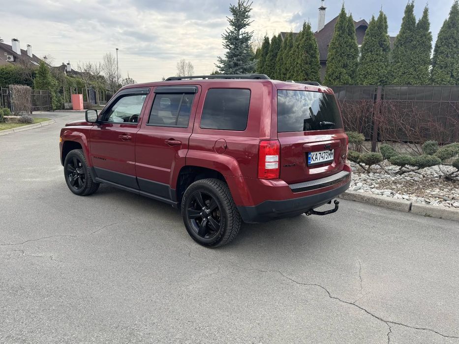 Jeep Patriot 2015
I покоління (FL)/MK