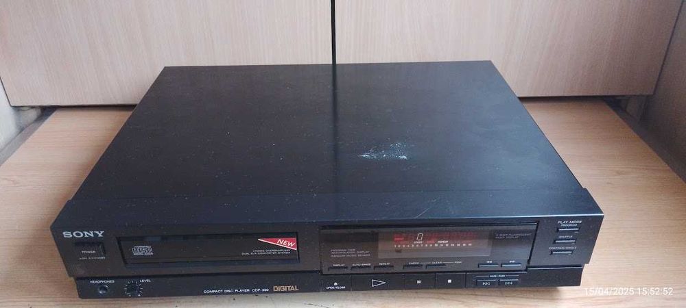 CD-проигрыватель Sony CDP-350: 2 650 грн. - Медиа проигрыватели