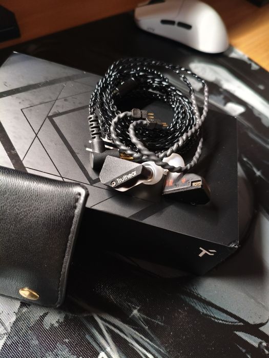 Навушники Truthear HEXA