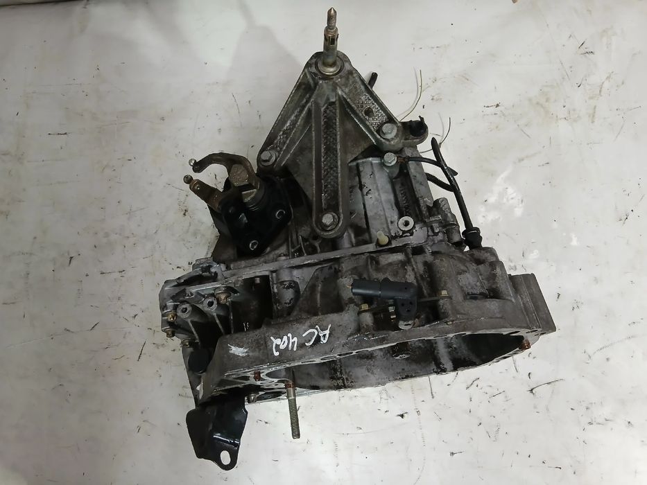 Caixa de velocidades manual NISSAN Almera II Sedan (N16)