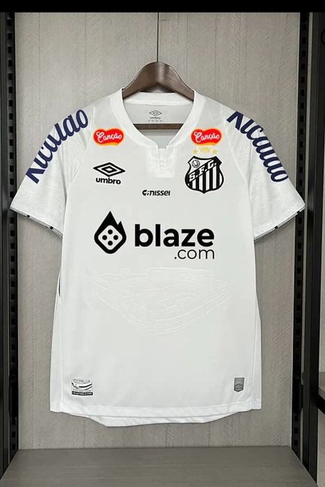Camisola principal do Santos FC 2025.