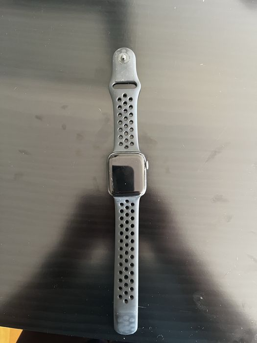 Apple Watch Series 4 Nike+ 40mm – Funcional + Braceletes