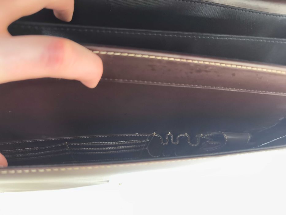 Mala tipo pasta de documentos castanha