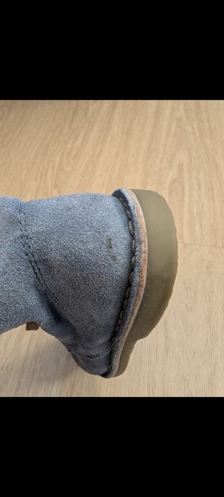 Botas criança novas camurça