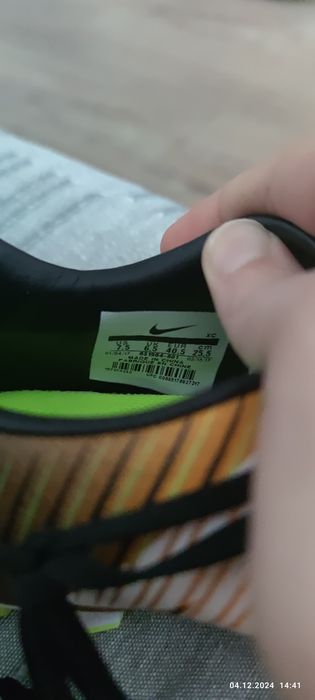 Бутси футбольні НОВІ ОРИГІНАЛ Nike Mercurial 40.5 розмір