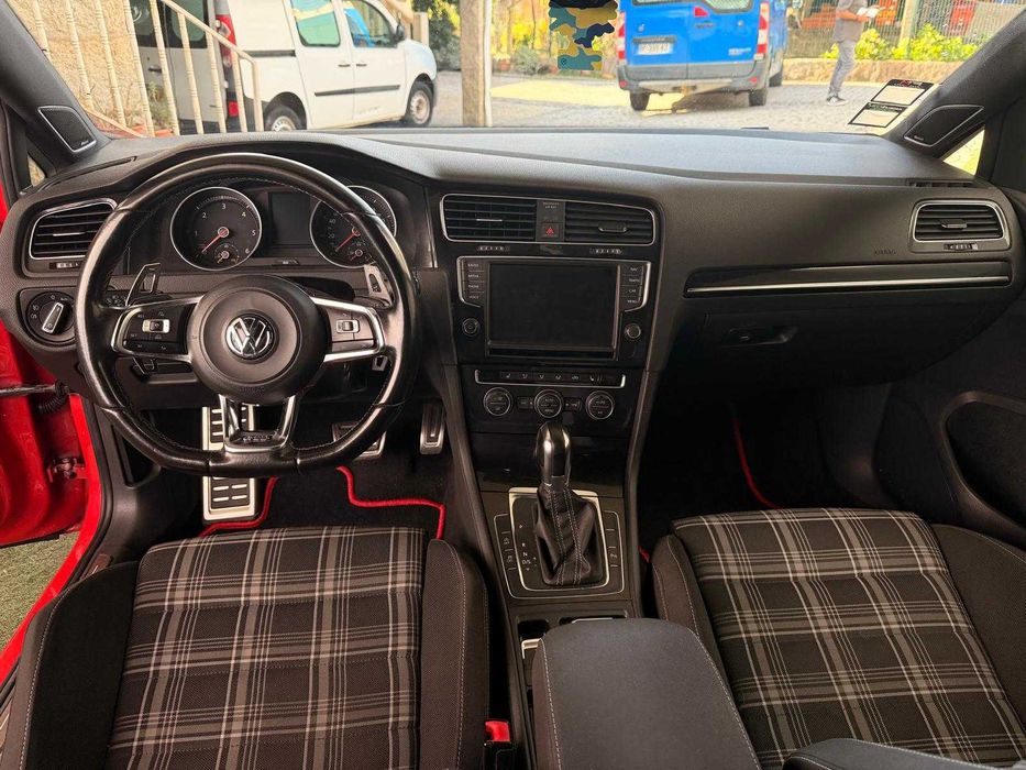 Volkswagen Golf GTD 2.0 Tdi DSG