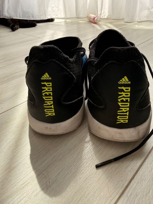 Футзалки Adidas 40 2/3