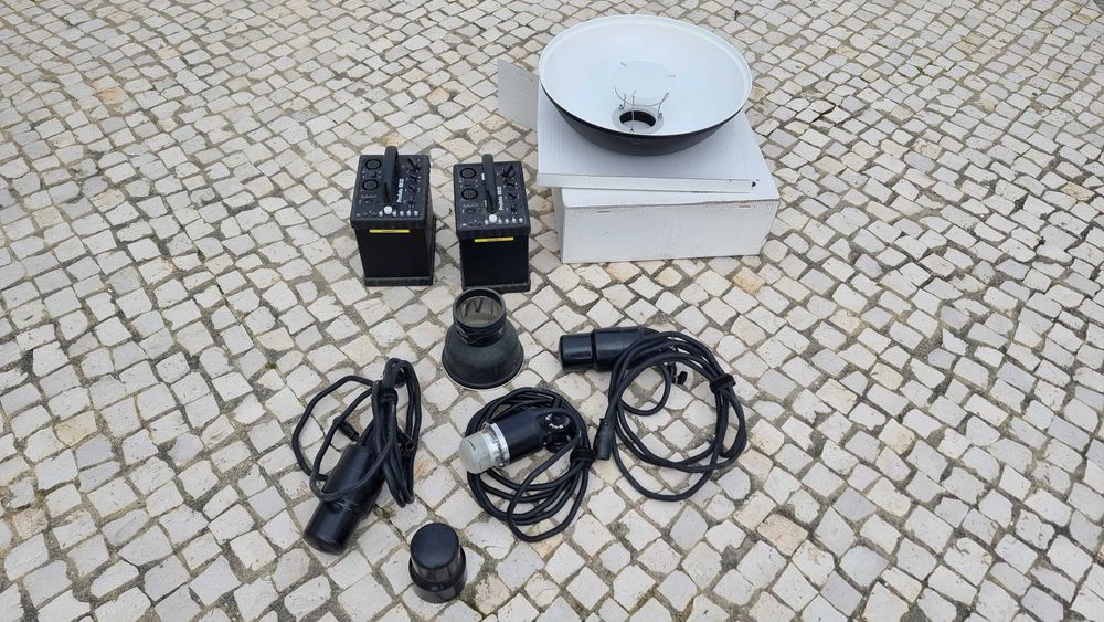 Profoto B2 Portable Studio Flash Kit x 2