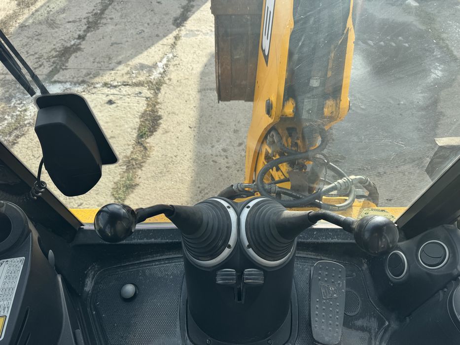 Екскаватор навантажувач JCB 3cx