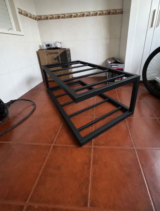 Mesa de centro moderna