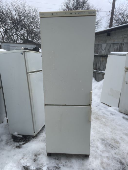 Продам холодильник