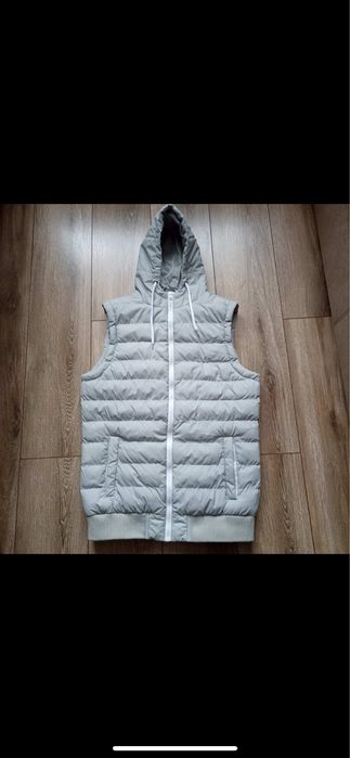 Жилет жіночий сірого кольору