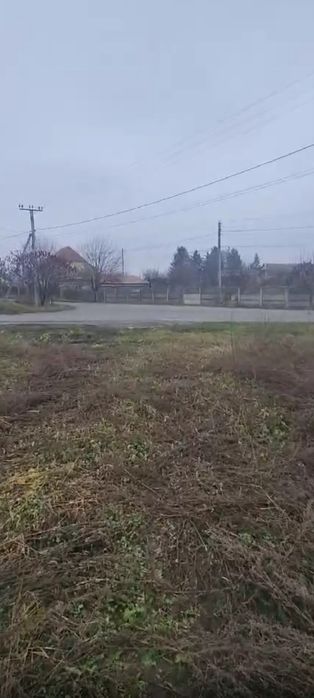 Шпитькі , двух фасадна ділянка