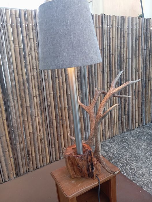 Candeeiro de mesa  unico